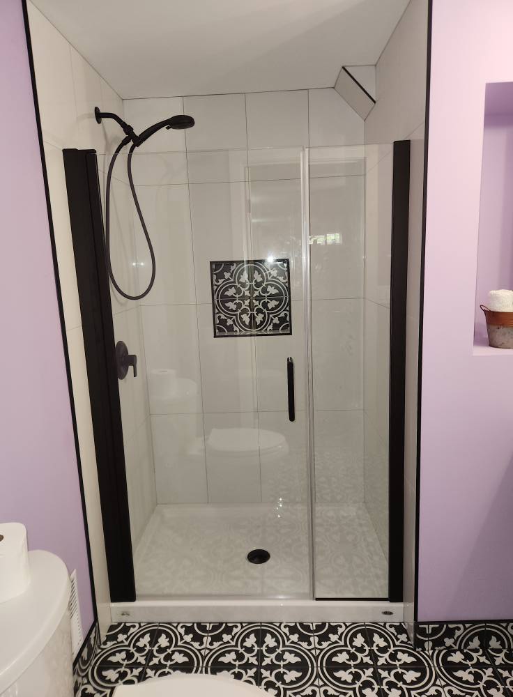 Patterned shower tile detail